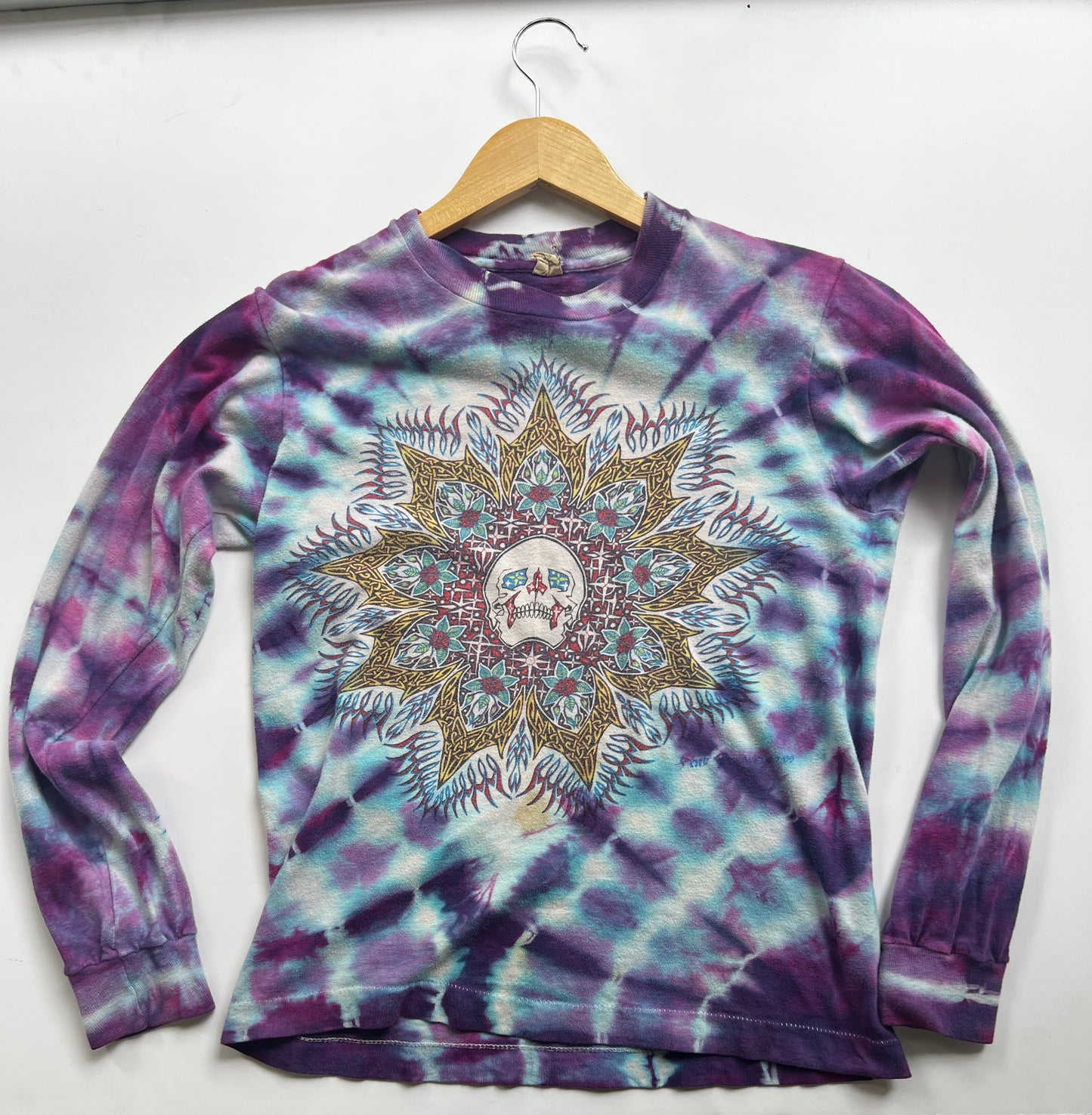 Vintage 1980s Womens Tie-Dye Long Sleeve by Phil Brown – Mandala Skull & Celtic Knot Design