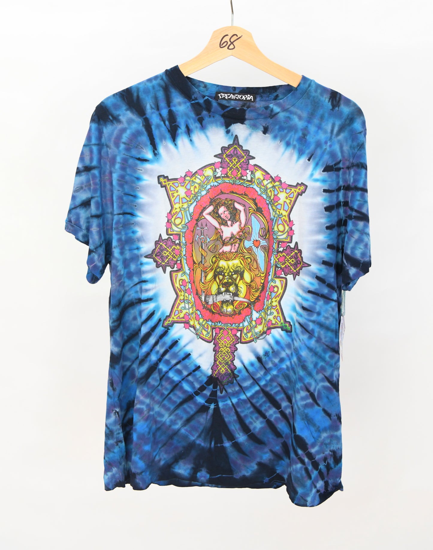 Lady With A Fan short sleeve  T-SHIRT.