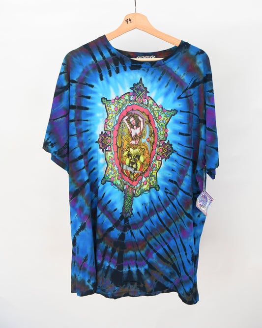 Lady With A Fan T-SHIRT