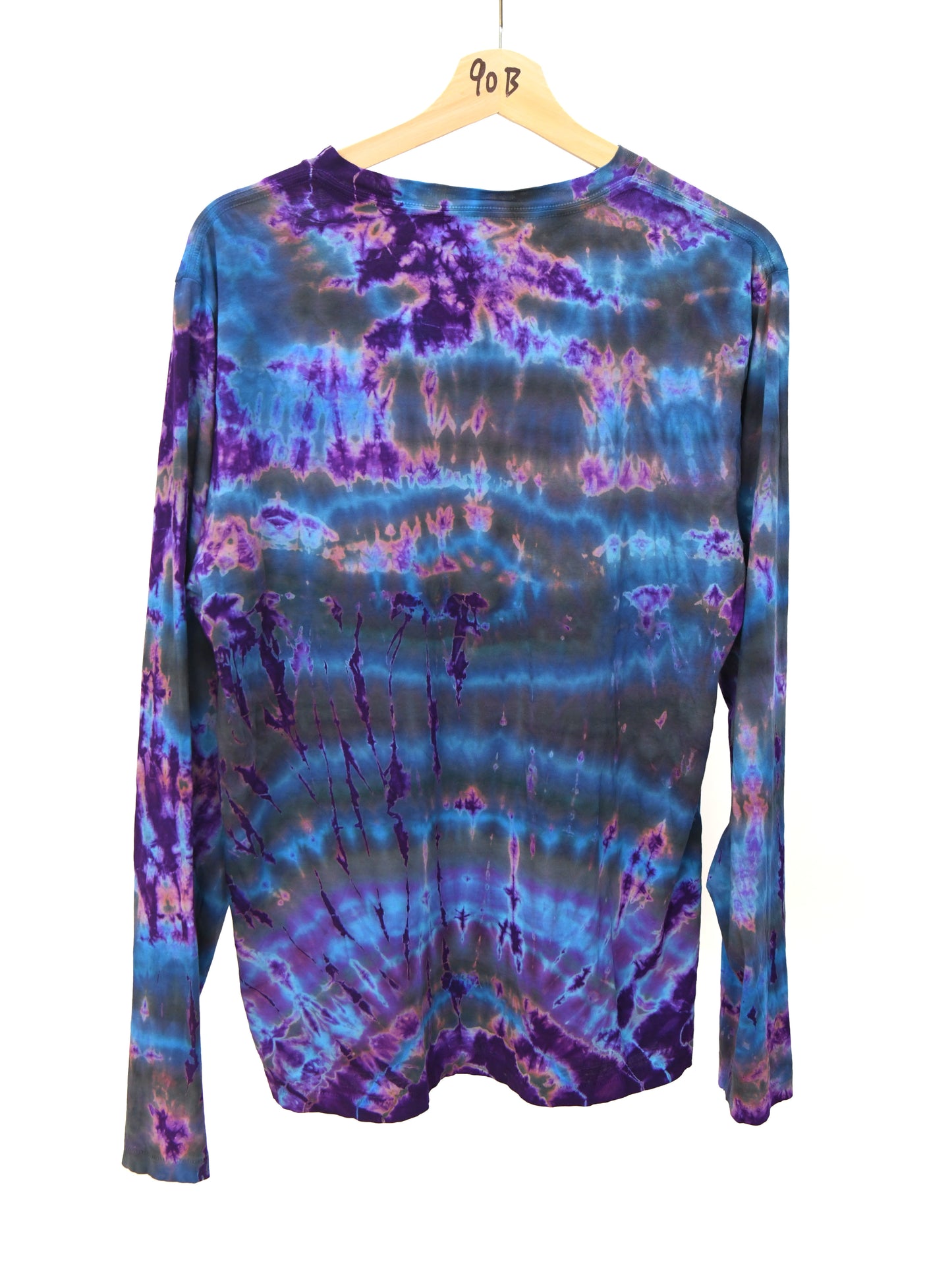 Long Sleeve T-SHIRT.